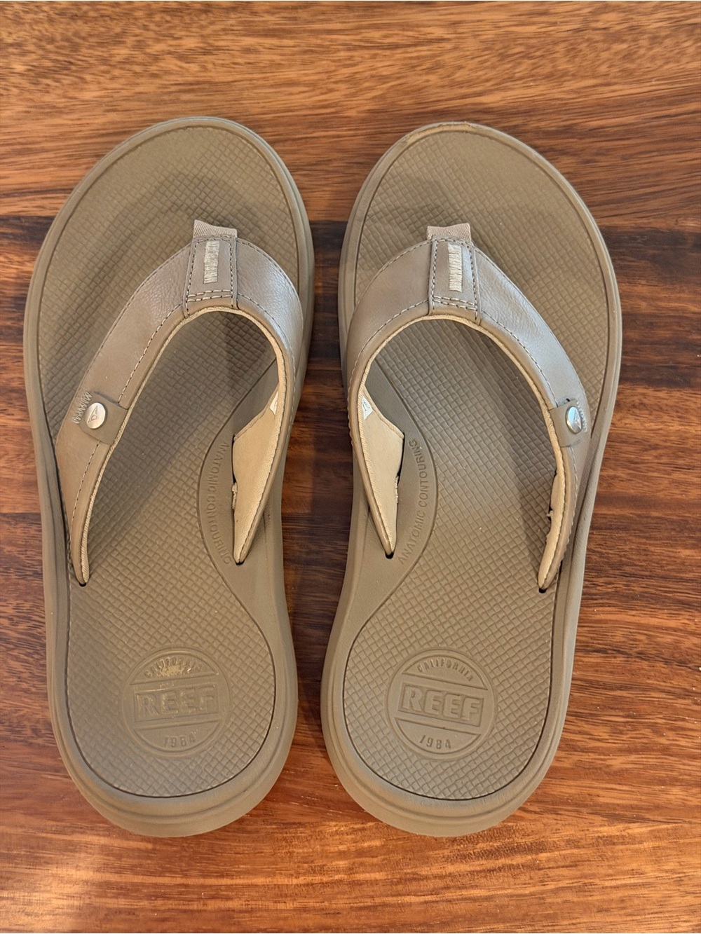 Reef Men’s Taupe Flip Flop Sandals Phantom Nias size 8